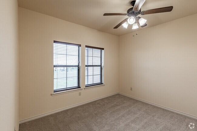 1BR, 1BA - 703 SF - Villas of Ocean Drive