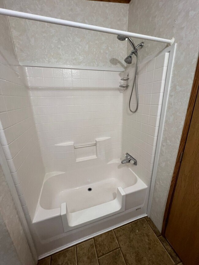 Building Photo - 3 Bedroom 2 Bath Modular Home with Many Amenities & Storage Shed