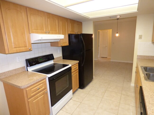 Building Photo - New York Section, Port Charlotte