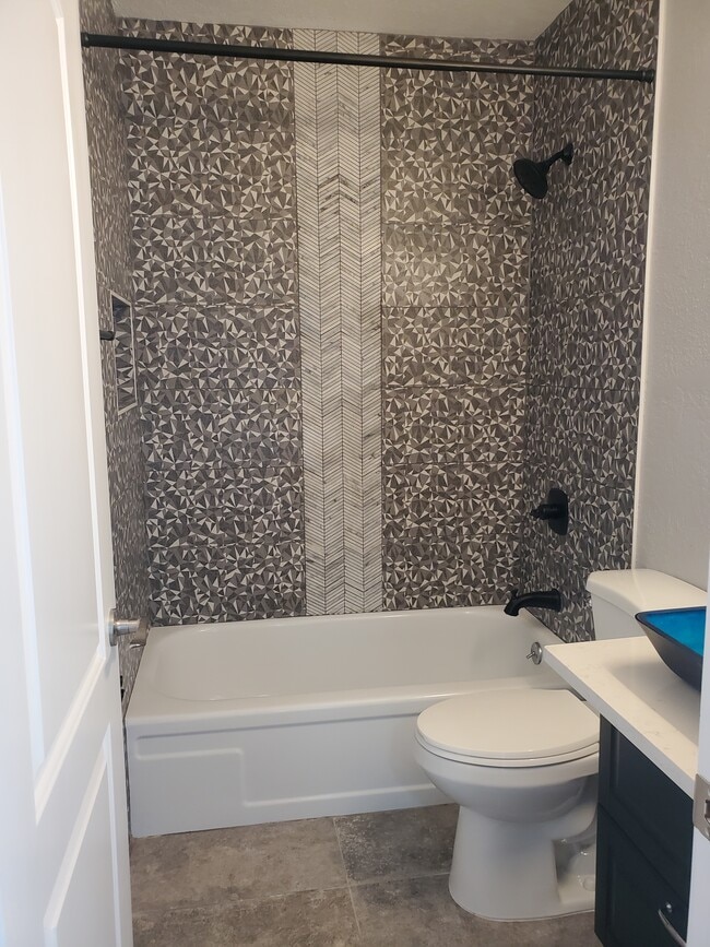 Building Photo - 2454 Australia Way E