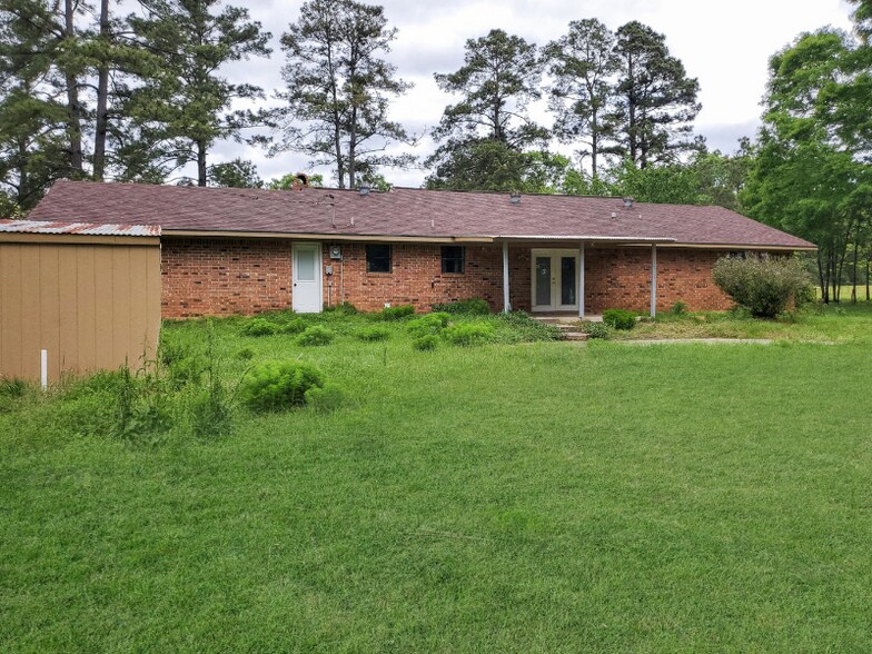 Building Photo - 9092 LA-10