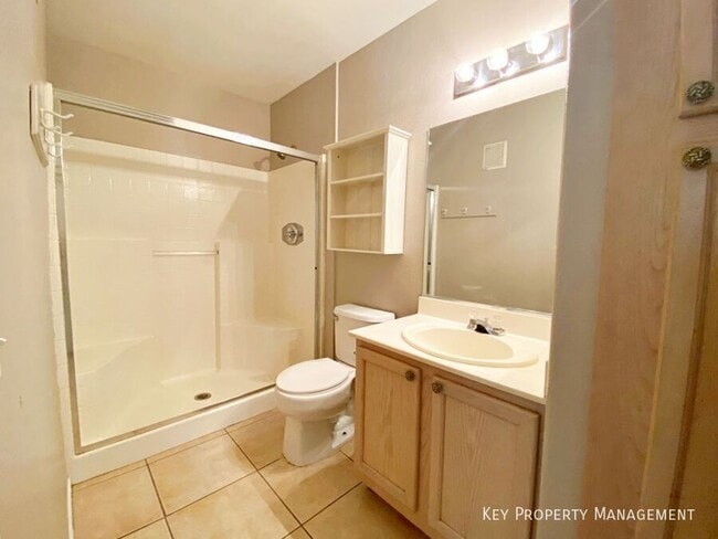 Building Photo - 3061 Key Largo Dr