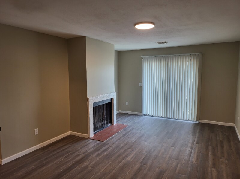 Building Photo - 1325 N Meridian Ave