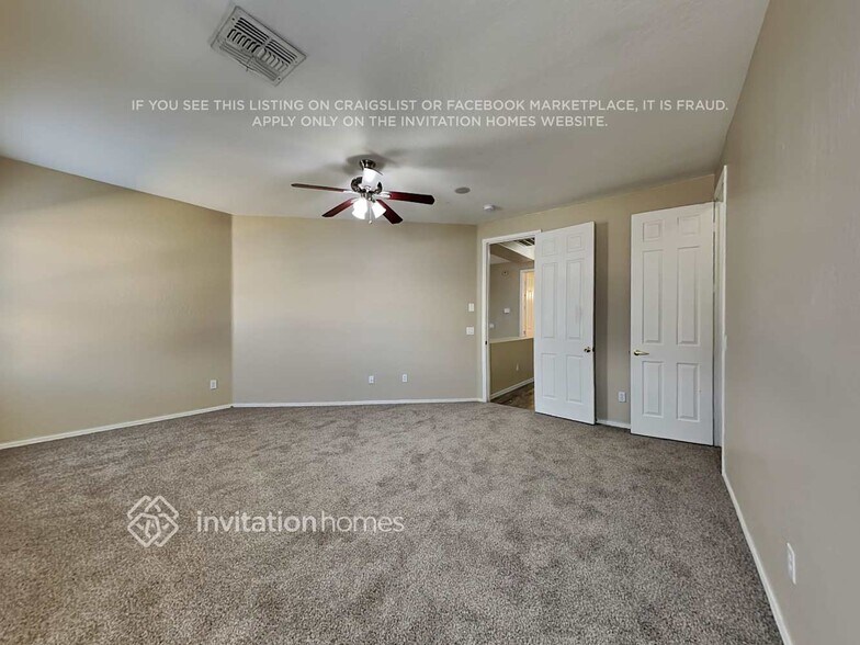 Building Photo - 5904 W Wood St