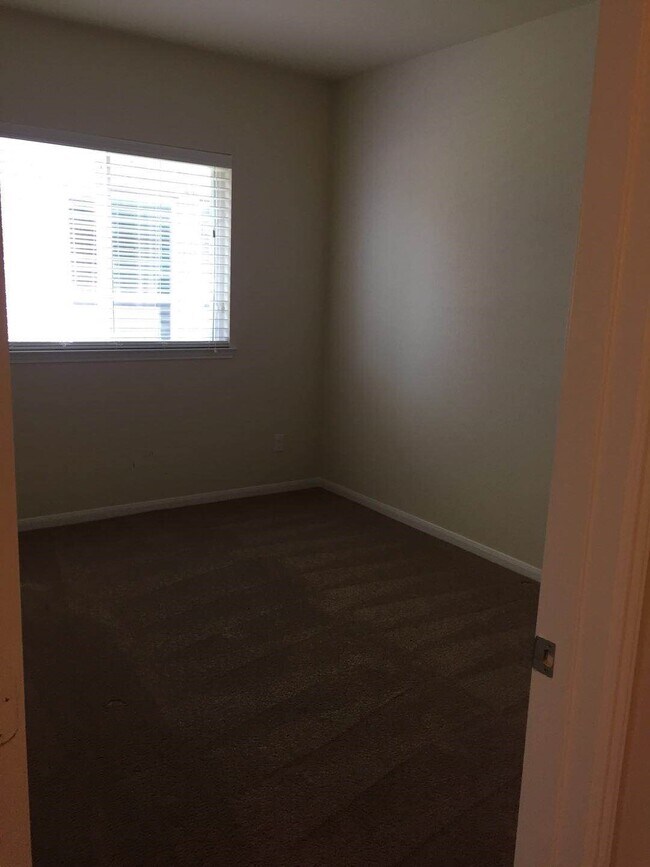 Building Photo - 21523 Rainfall Park Dr