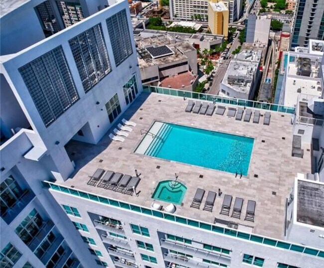 Building Photo - 133 NE 2nd Ave