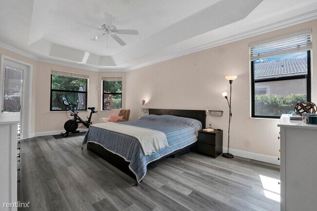 Building Photo - 4 br, 3 bath House - 5718 NW 50th Dr