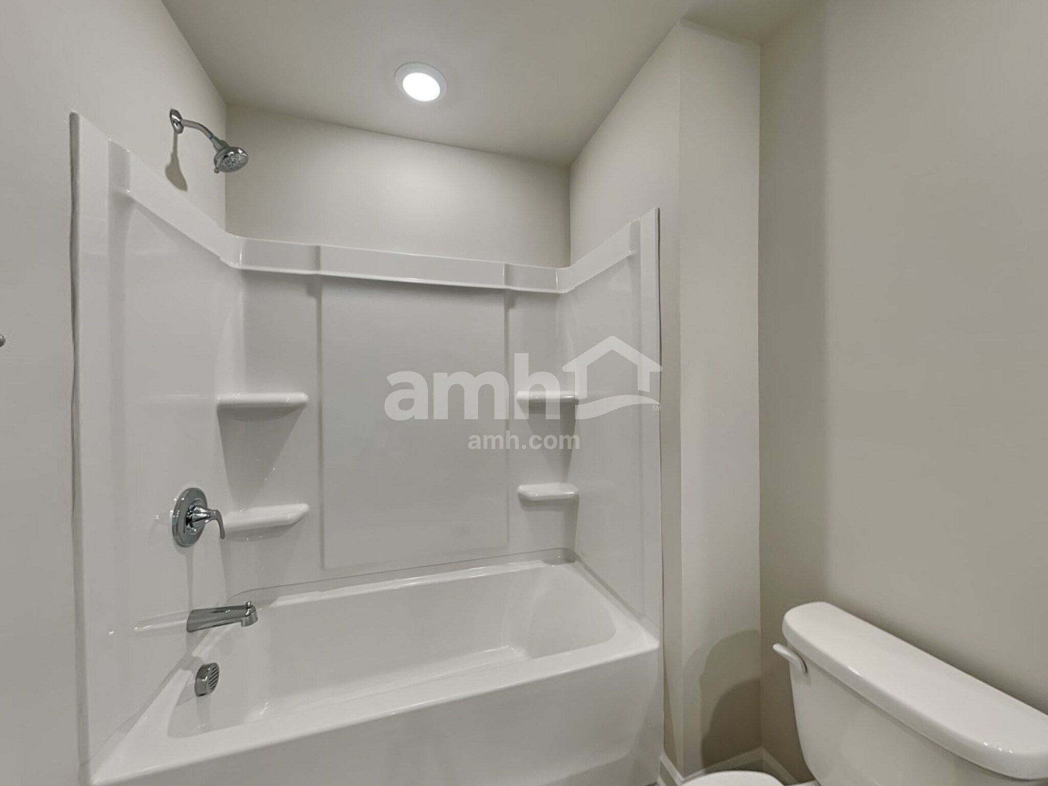 Building Photo - 303 Granby Trl
