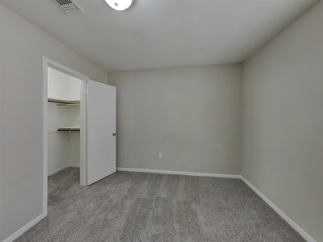 Building Photo - 20243 Smithfield Crossing Ln