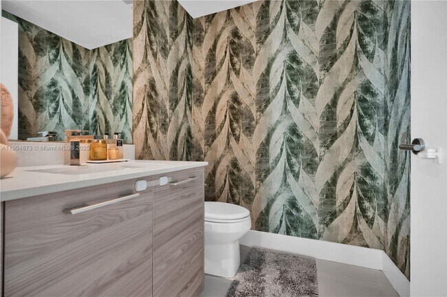 Building Photo - 1300 S Miami Ave