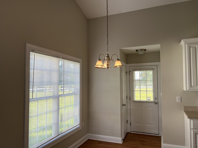 Dining Area - 1117 Crescent Meadows Dr