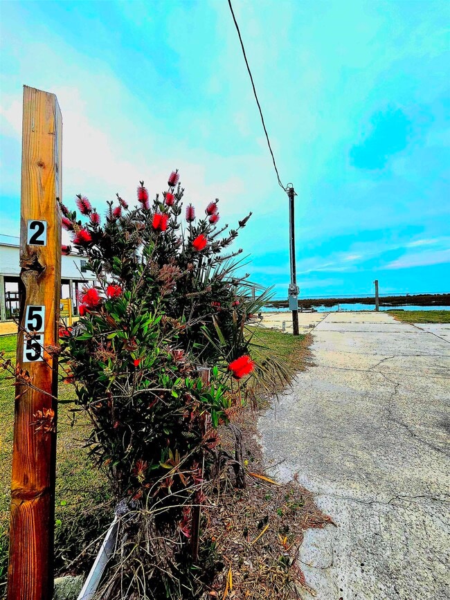 Building Photo - 21155 Keaton Beach Dr