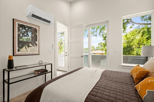 Building Photo - 3003 Ray Wood Dr