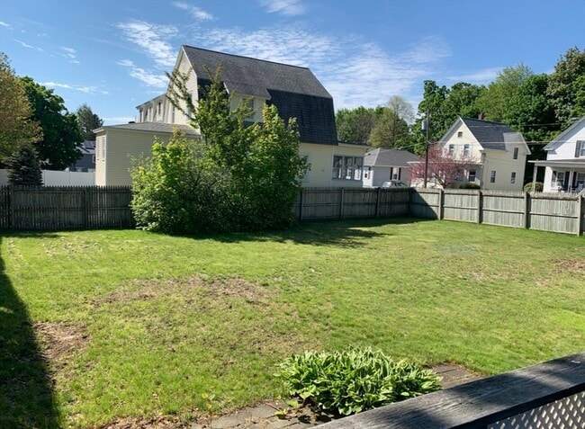 Building Photo - 49 View St