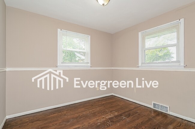 Building Photo - 20 Florissant Park Dr