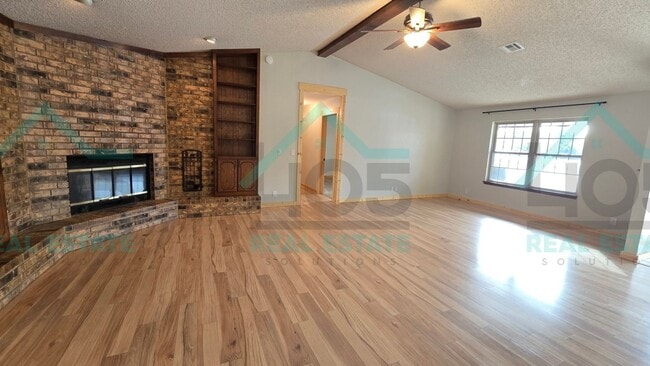 Building Photo - 3 Bedroom in Harrah
