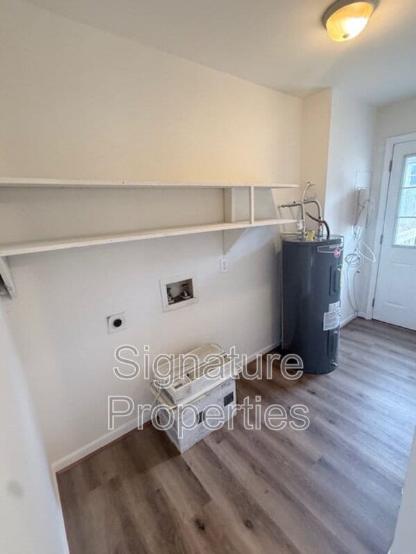 Building Photo - 4501 Bridgewood Rd