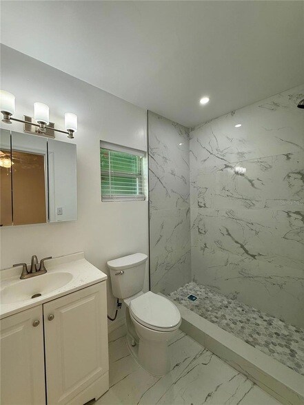 Building Photo - 1617 Birch St