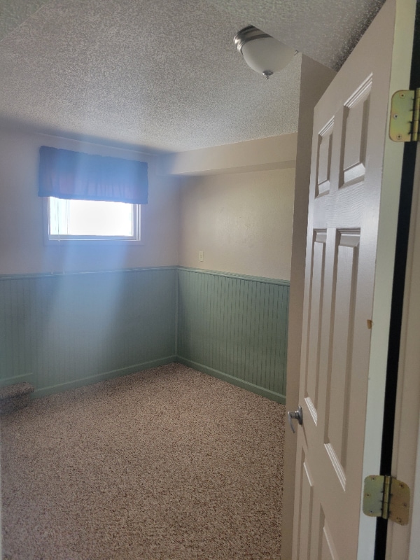 Building Photo - 1127 Ave C NW