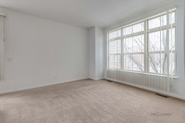 Building Photo - 726 Keystone Ln