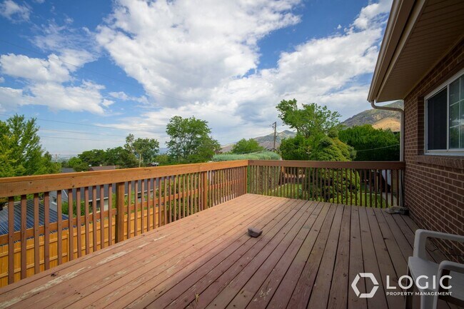Building Photo - 4220 S Fortuna Way