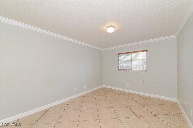 Building Photo - 2750 Trilby Ave