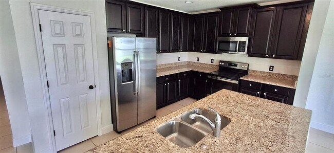 Building Photo - 122 Andalusia Loop