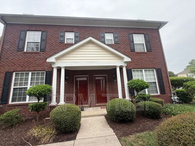 Building Photo - 5813 Ludington Dr