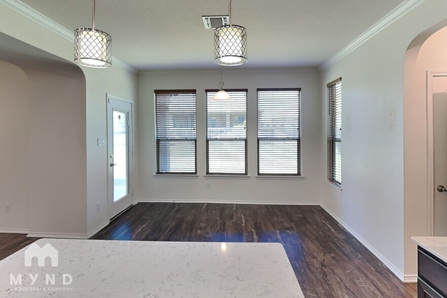 Building Photo - 1125 Sampley Ln
