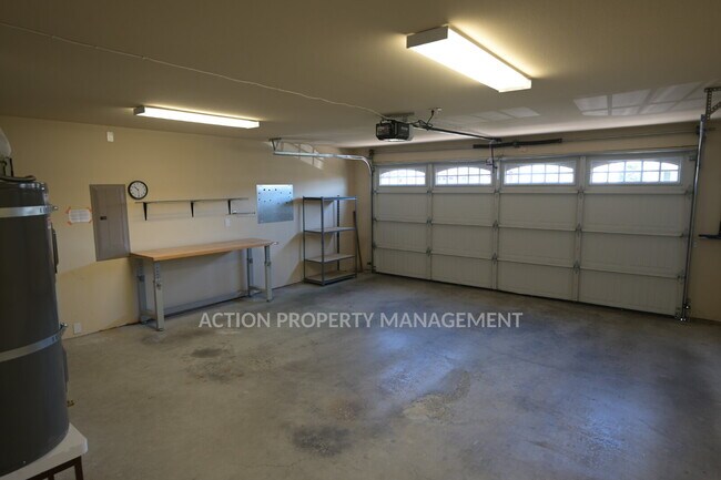Building Photo - 3 bed 2 bath in Jennies Meadow, Sequim