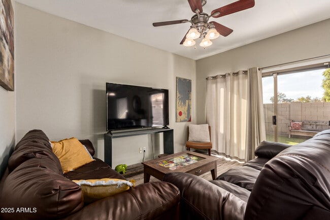 Building Photo - 2052 N Holguin Way