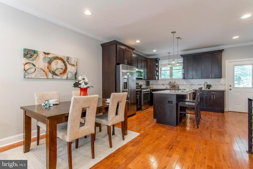 open dining area - 1333 S Cleveland St