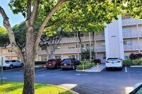 Building Photo - 2006 Granada Dr