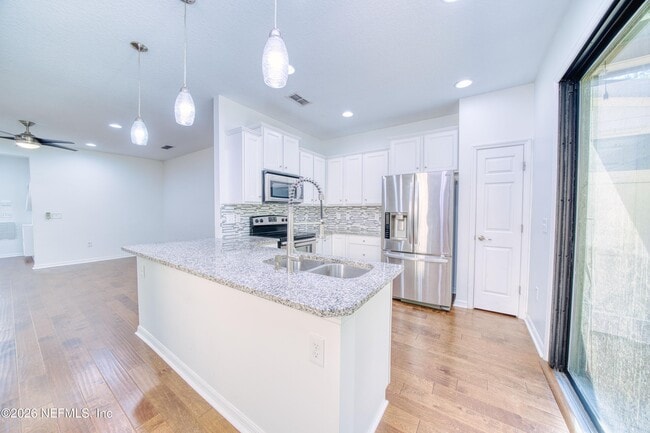 Building Photo - 7019 Coldwater Dr