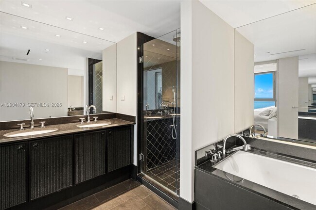 Building Photo - 101 20th St