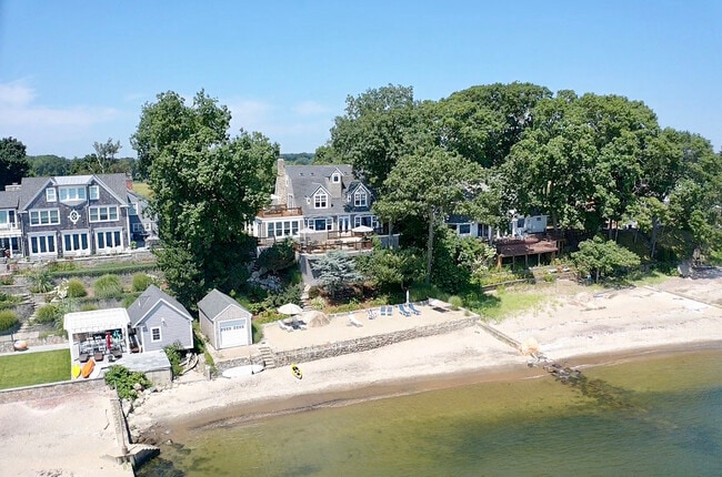 Primary Photo - 55 Shore Rd