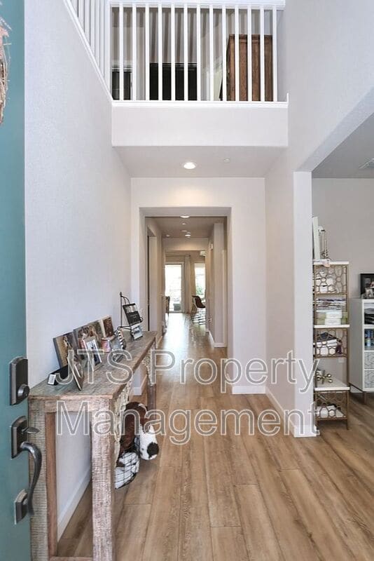 Building Photo - 12158 Byrony Ct