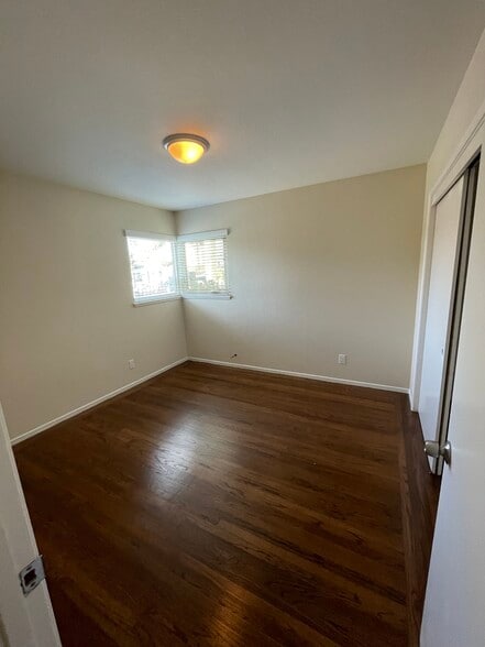 Bedroom - 2934 Brookdale Ave