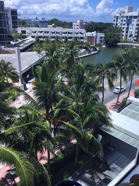 Building Photo - 2301 Collins Ave