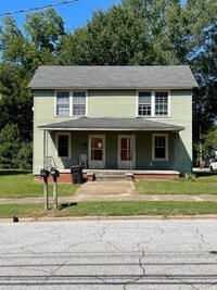 Building Photo - 625 O'Neal St