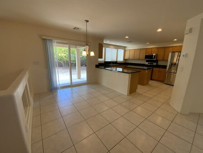 Building Photo - 4 bedrooms and 2.5 bathrooms 2-story home located in Henderson, NV!
