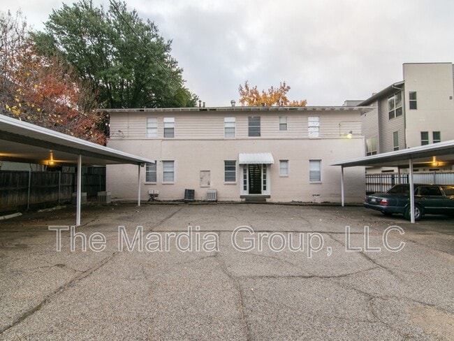 Building Photo - 4311 Cole Ave