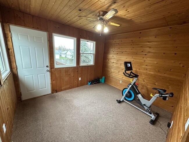 Building Photo - 1607 Buchanan St