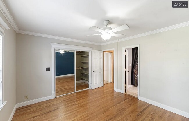 Building Photo - Stunning 4-bedroom, 2-bathroom Home