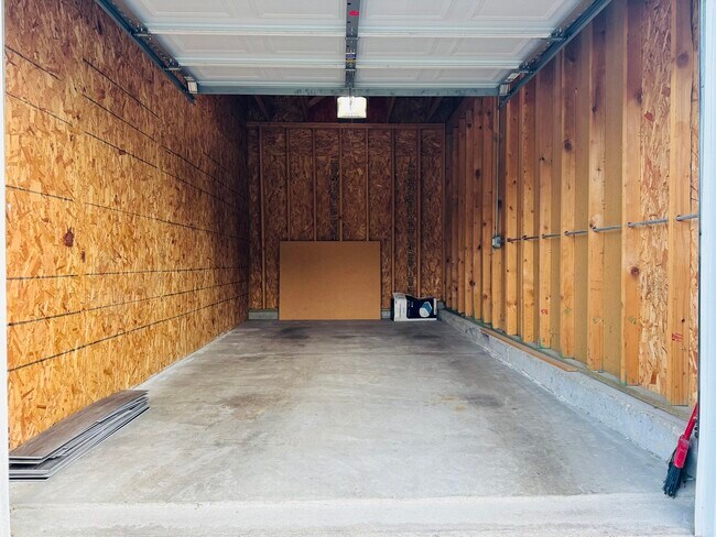 Building Photo - 128 Bertram Dr