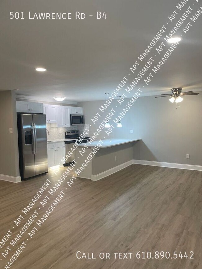 Building Photo - 501 Lawrence Rd