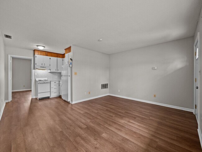 Building Photo - Welcome to Sophia Drive!