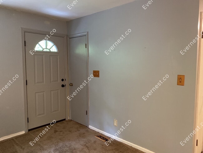 Building Photo - 13408 Wilderness Park Dr