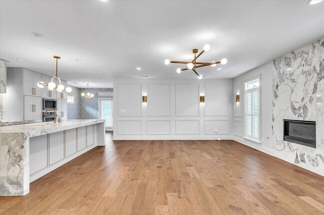 Building Photo - 158 Bluffside Cir