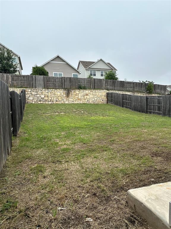 Building Photo - 104 Wind Flower Ln